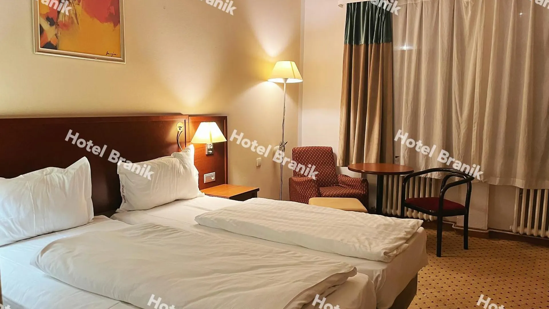 Hotel Branik Prag 3*,