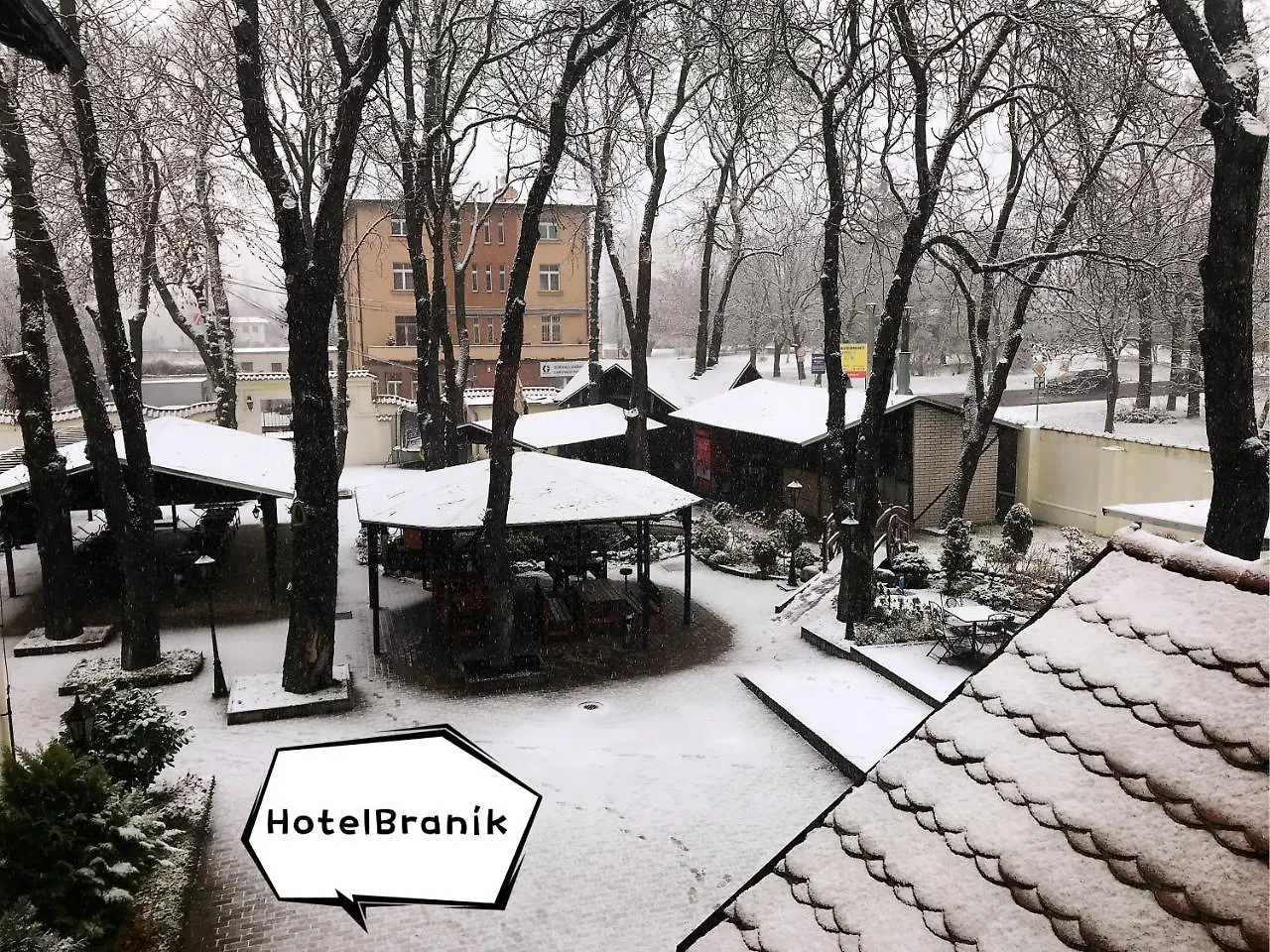 Hotel Branik Prague 3*,